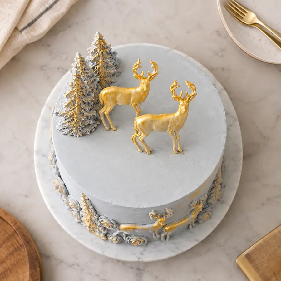 Golden Reindeer Winter Theme Cake