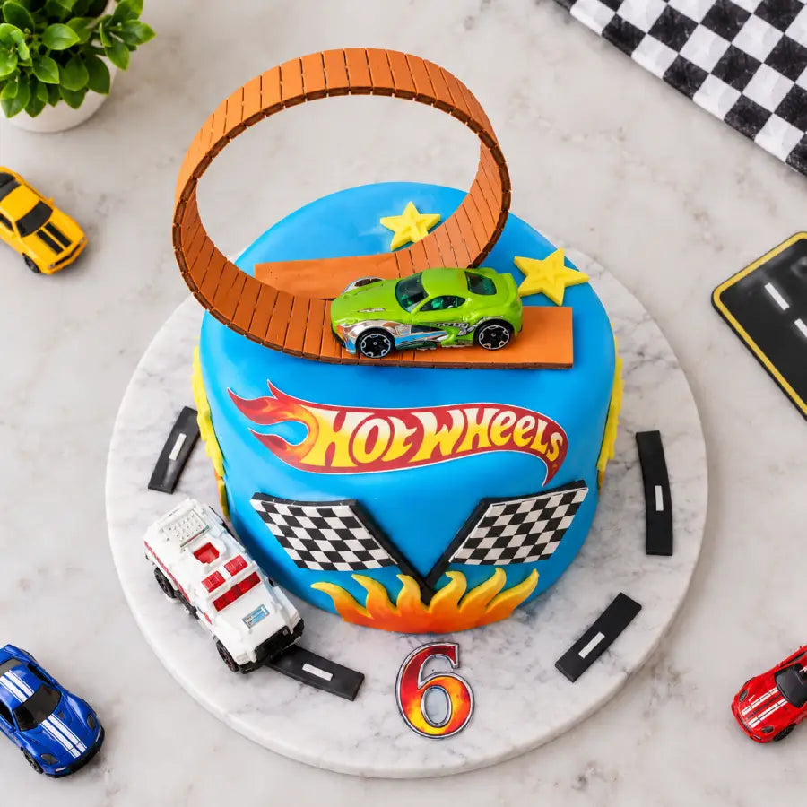 Race Day Delight Cake